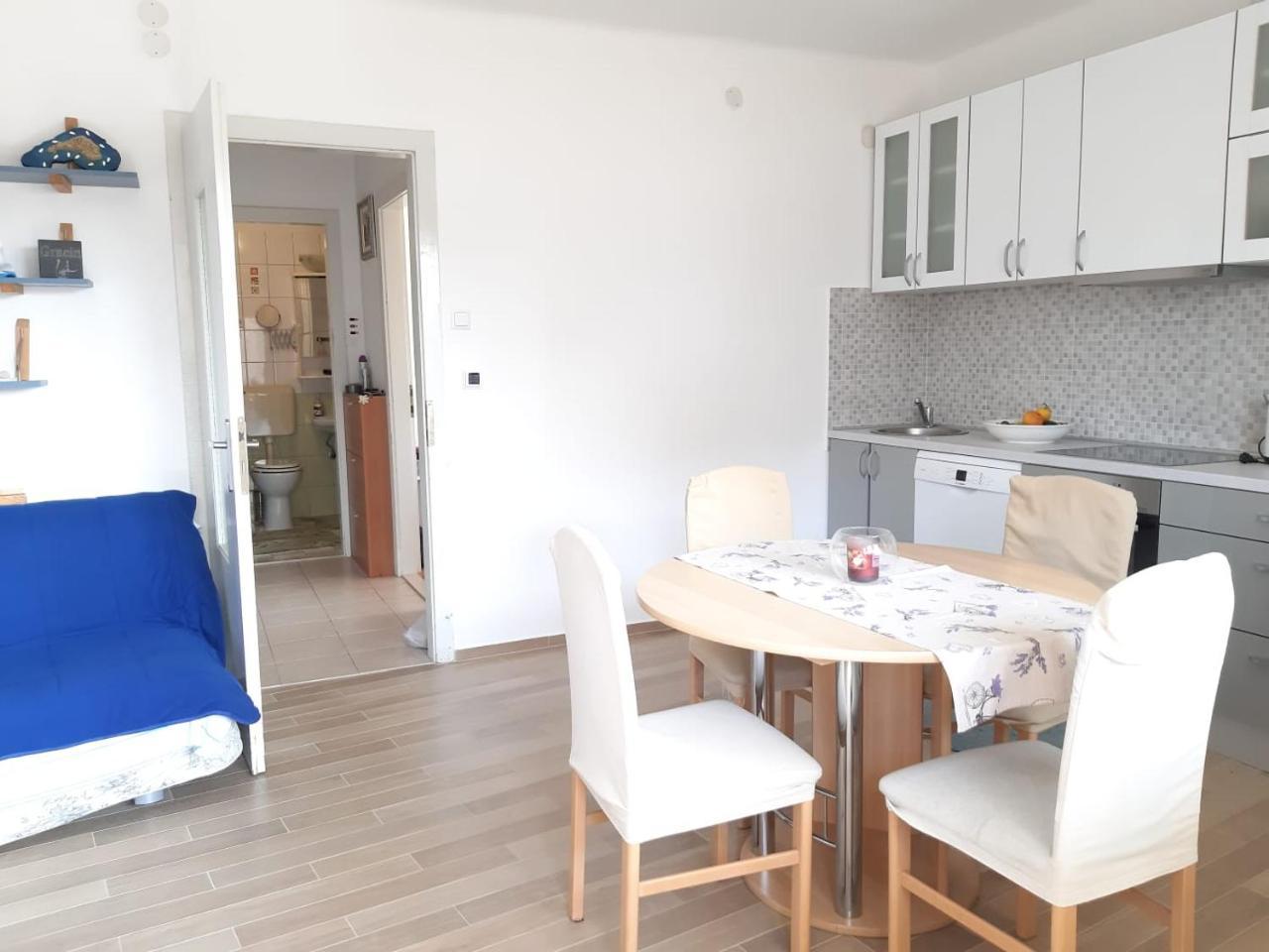Nina, Apartment In City Centre Split Exteriör bild